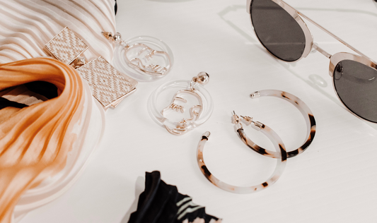 From Office to Evening: How to Transition Your Outfit for Different Occasions